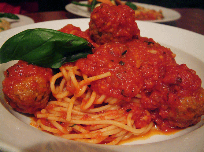Andiamo_Pasta_Plus_spaghetti_with_meatballs